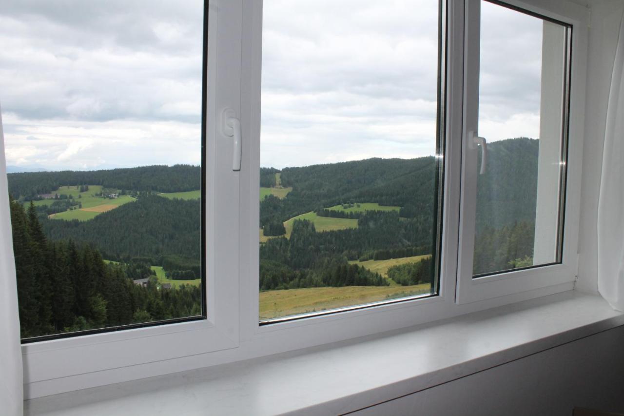 Gaestehaus Hebalm, Family & Friends Auf 900 M2 Wohnflaeche Erleben, Alleinnutzung Moeglich Pack Bagian luar foto